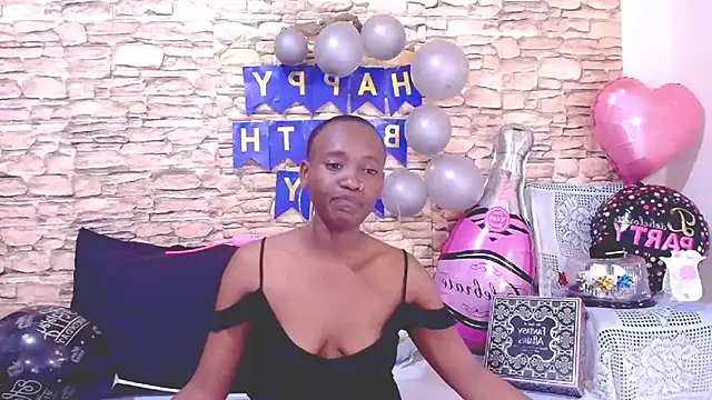 EbonyOlive69 live cam on StripChat