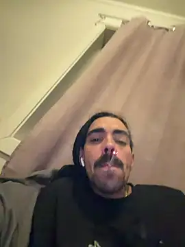 wolfwhite95 webcam