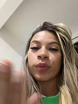 Mia_Rosee1 webcam