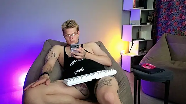 DENIS_HERE