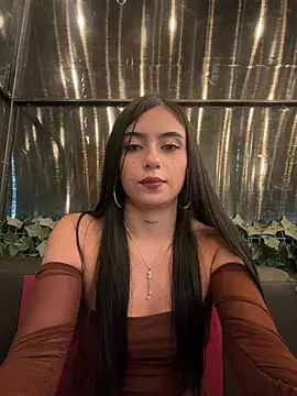 LilacNoir webcam