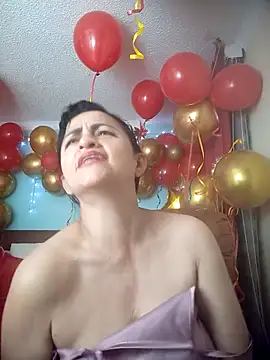 ISABEEL_SOFIA01 live cam on StripChat