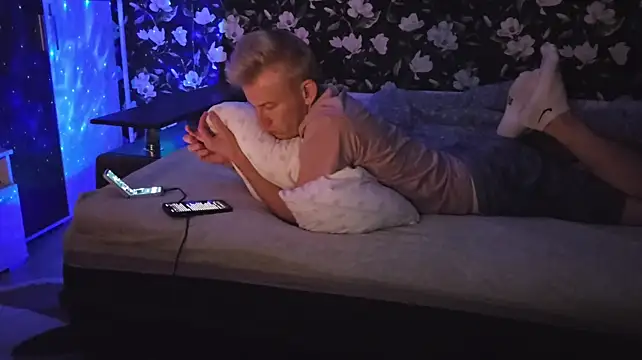 Vuitton live sex cam