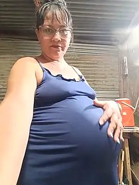 Dirty_Pregnant_Mommy