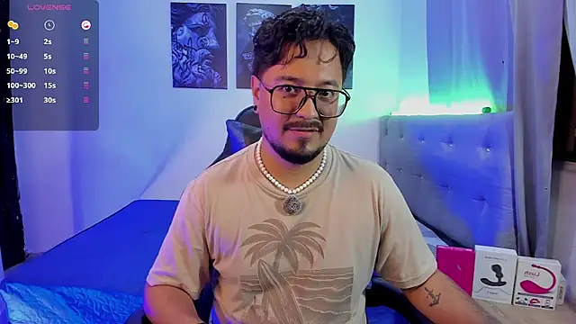 DaviidEvans_ live cam on StripChat