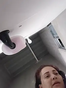 Amanda39 live cam on StripChat