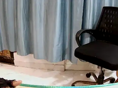 school_fantasy live cam on StripChat