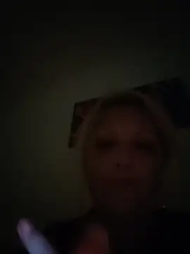 Divineblond webcam