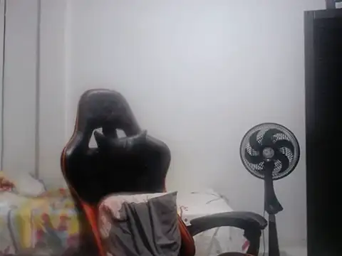 Adriana_0312 webcam