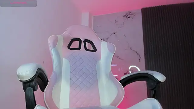 Chloemuaak webcam