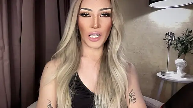 Alicegreenexx webcam