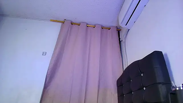 Mia_depp webcam