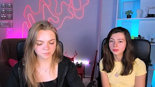 kitniss_dreamy webcam