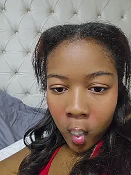 OriannaJames webcam