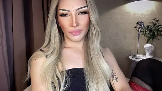 Alicegreenexx live cam on StripChat