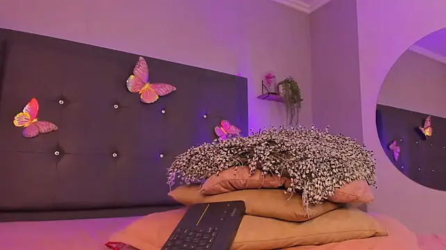 emma_lye webcam