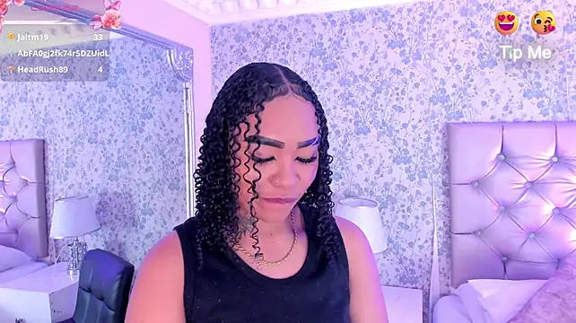 SkylerBloomm webcam