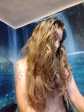 CrazyMaya39 webcam