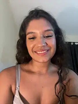 Veronica_M webcam