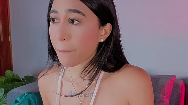 kyliesweet26 webcam