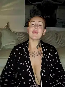RebelVixenX webcam