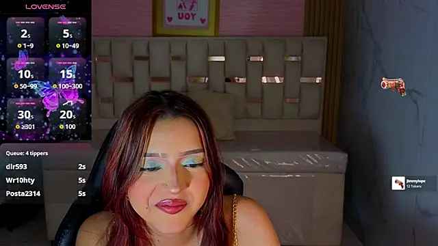 veronicaa_s live cam on StripChat