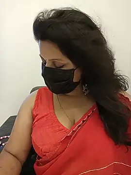 noty_girl2 (F milf) - Boobs oiling