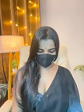 its_ur_flora live cam on StripChat