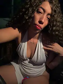 roxyrougee ⭕ stream