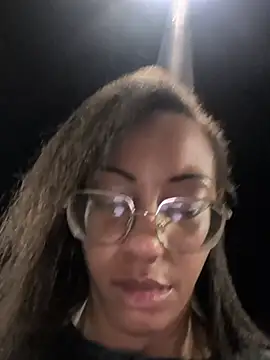 Synfulsymone9 webcam