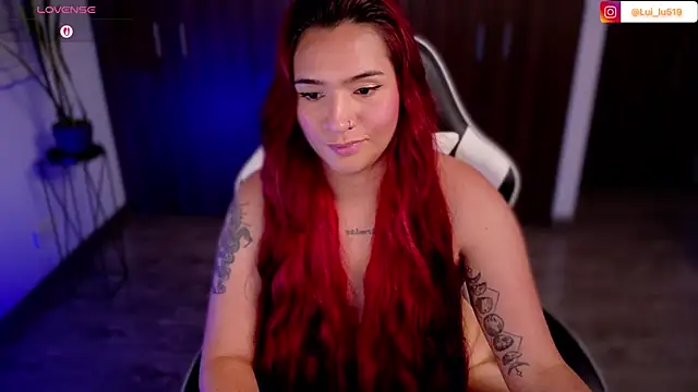 ImLui_lu live cam on StripChat