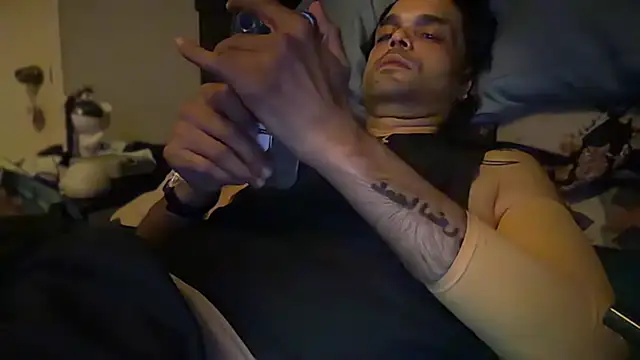 icebergslim281 live sex cam