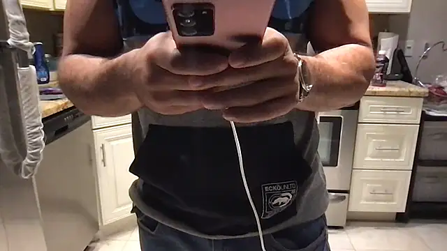 BigGuyMuscle webcam