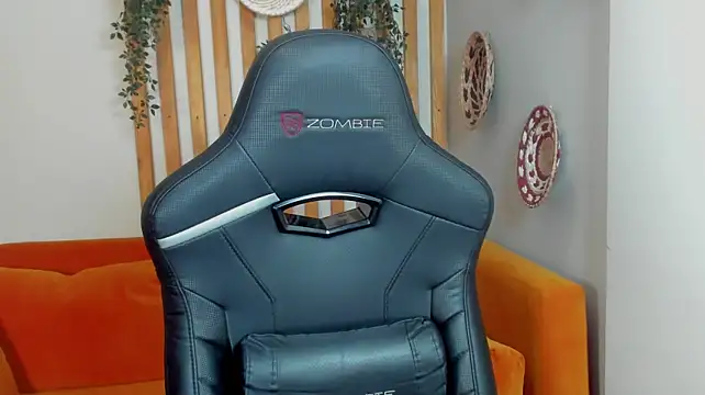 EricaFoxes webcam