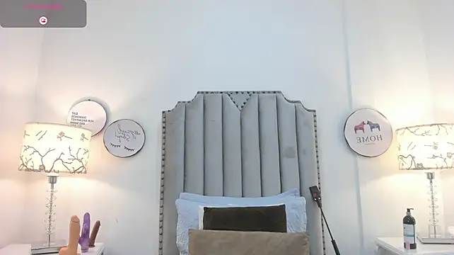 agartha_velvet live cam on StripChat