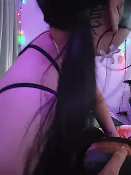 Bella-Gema live cam on StripChat