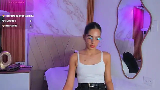j_belle_ webcam