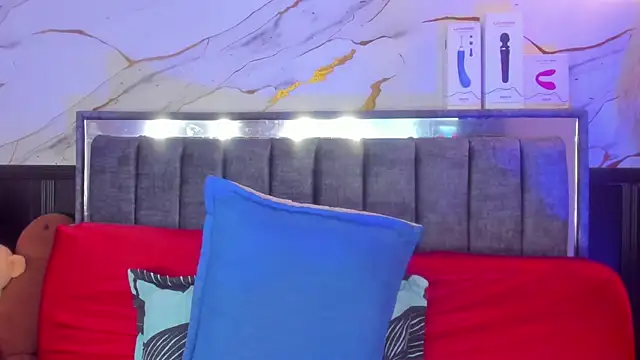 meikochoe_x (F young) - Slap those boobs, honey