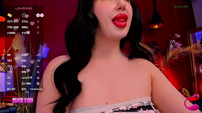 Mayzzie live cam on StripChat