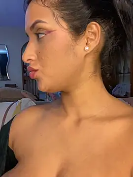 saharqamar (F young) - FINGERS INASS+SPANKS ASS