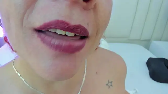 ChannelFox__ webcam