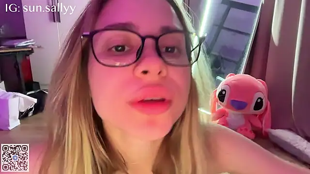 sunsally (F young) - tease with one's butt