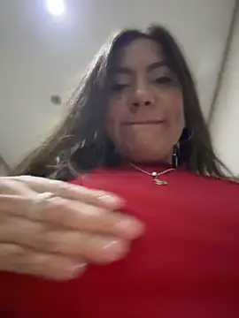 Bella_Pascualina live cam on StripChat