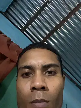 Evanglass live cam on StripChat