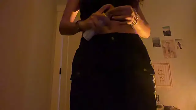 senioritaZol live cam on StripChat
