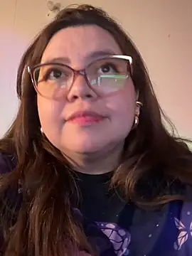 Just_caroline live cam on StripChat