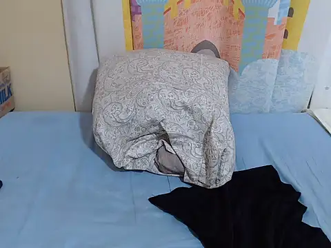 zeina_gen webcam