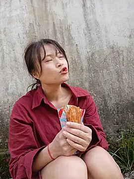 Linda-yiyi webcam