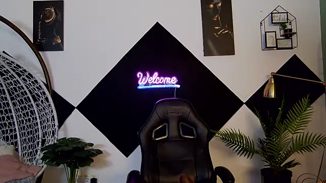 Katewalker_ webcam