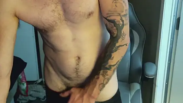 Huntzg23 webcam